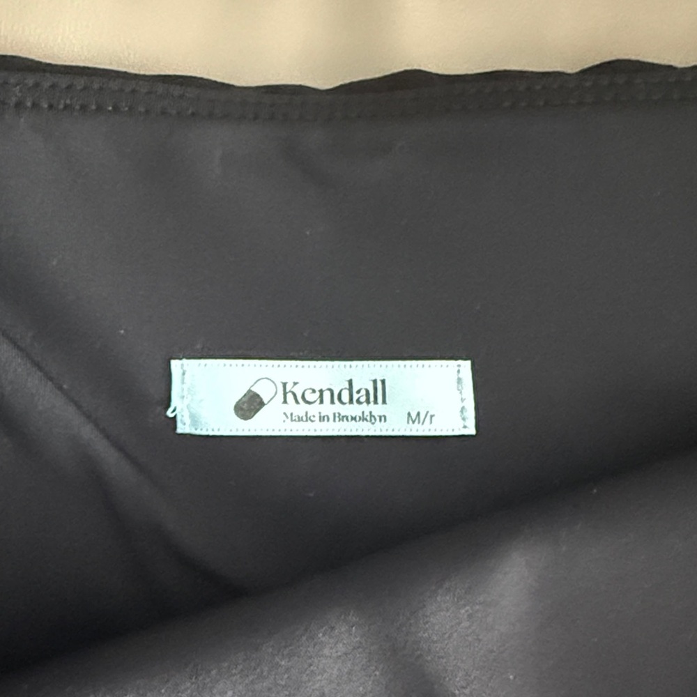 Kendall Black Women's Skort size medium reg length - Picture 2 of 4